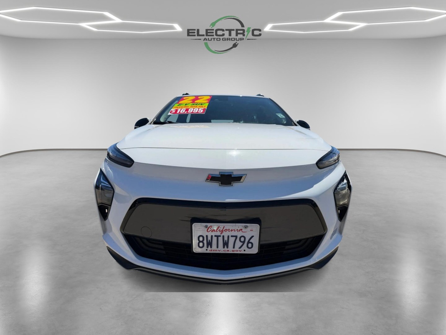 2022 Chevrolet Bolt EV 1LT (1G1FY6S00N4) with an ELECTRIC engine, 1A transmission, located at 722 E Miner Ave, Stockton, CA, 95202, (209) 871-6645, 37.956711, -121.282310- Photo#2