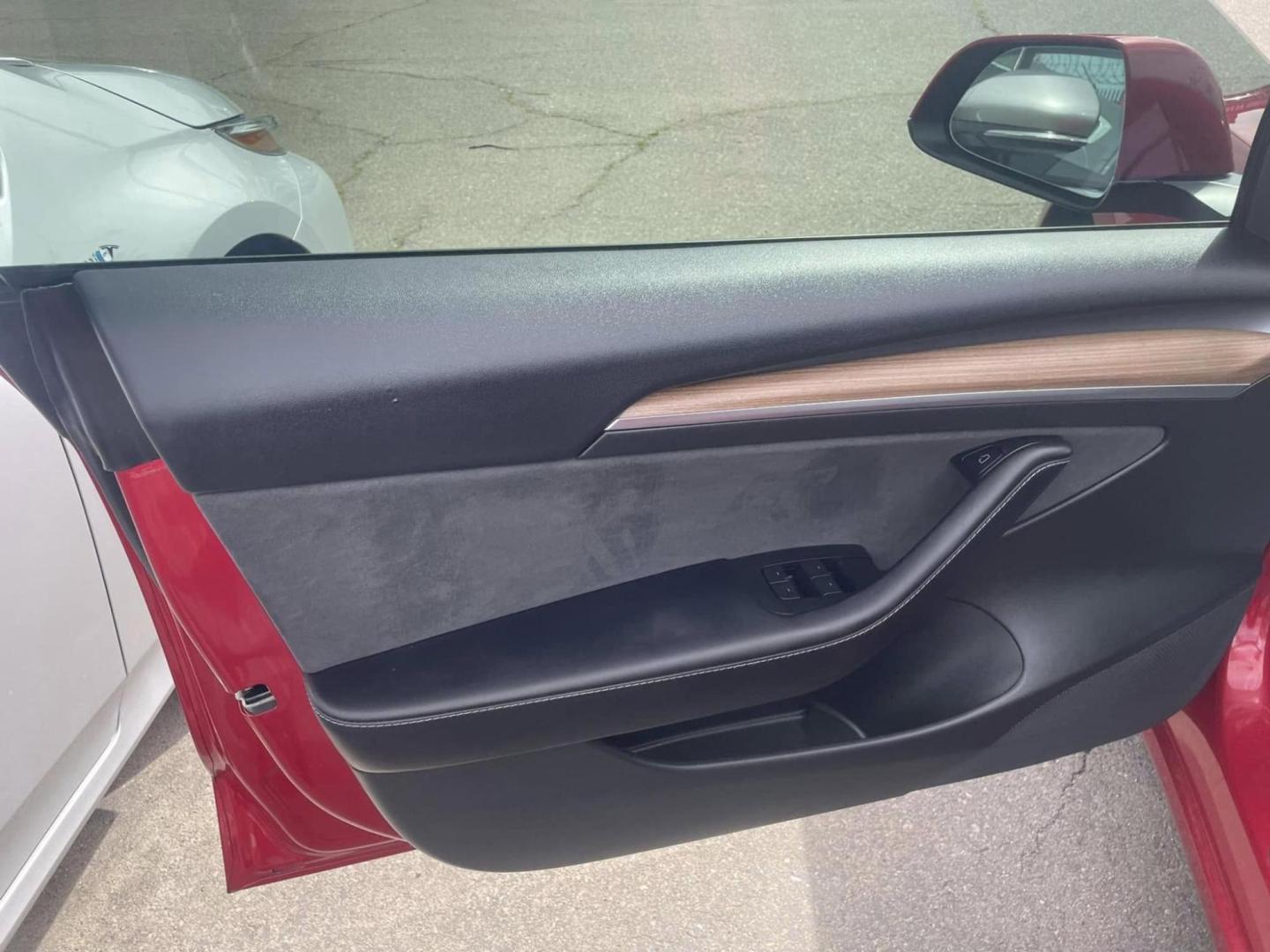 2022 Tesla Model 3 Long Range (5YJ3E1EBXNF) with an ELECTRIC engine, 1A transmission, located at 722 E Miner Ave, Stockton, CA, 95202, (209) 871-6645, 37.956711, -121.282310 - PLUS TAXES AND FEES NO CHARGER AVAILABLE - Photo#4