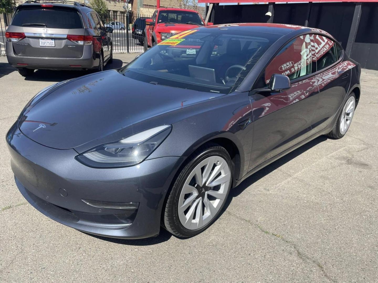 2021 Tesla Model 3 Standard Range Plus (5YJ3E1EA7MF) with an ELECTRIC engine, 1A transmission, located at 722 E Miner Ave, Stockton, CA, 95202, (209) 871-6645, 37.956711, -121.282310 - PLUS TAXES AND FEES NO CHARGER AVAILABLE - Photo#3