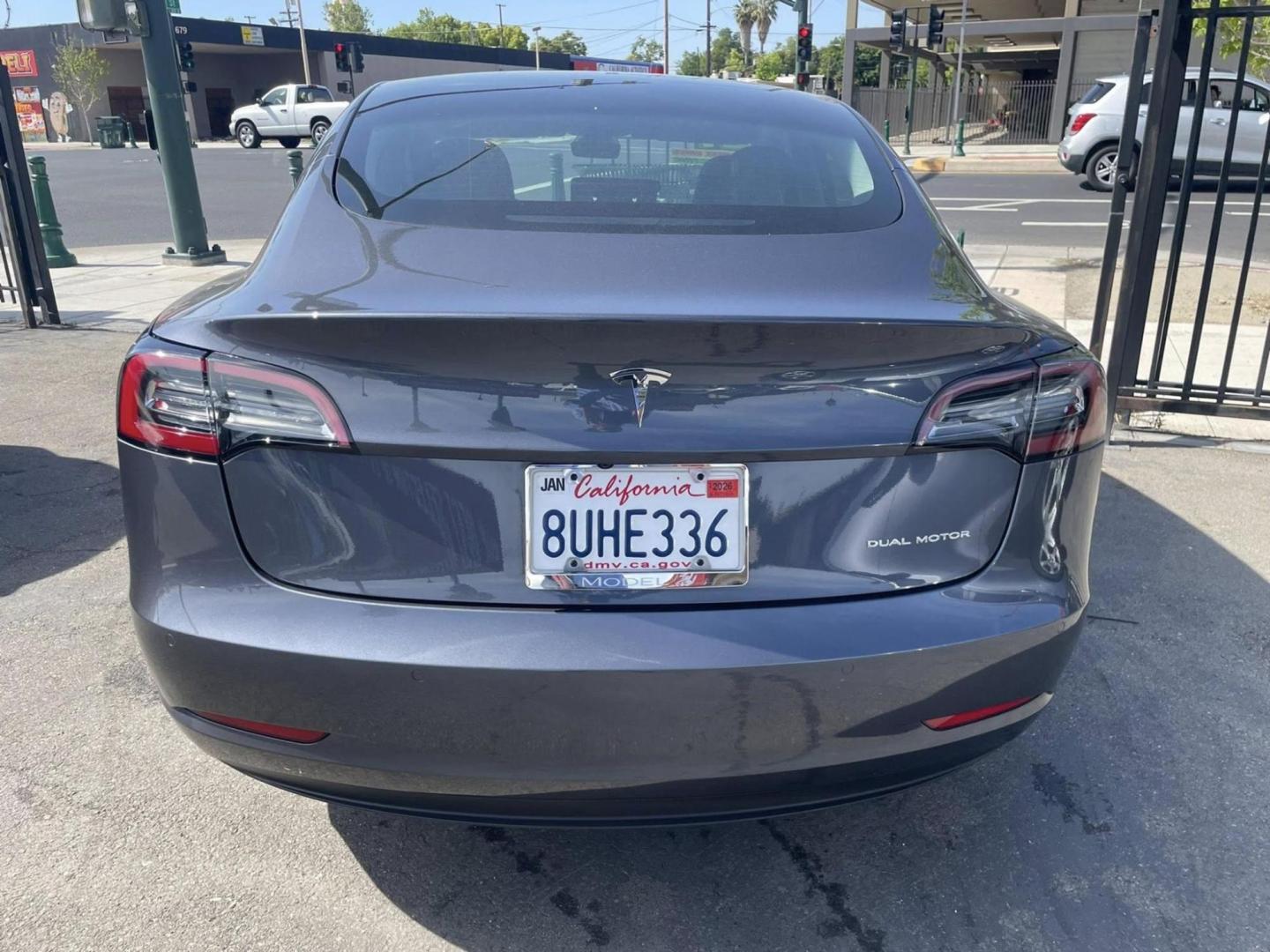 2021 WHITE Tesla Model 3 Long Range (5YJ3E1EBXMF) with an ELECTRIC engine, 1A transmission, located at 722 E Miner Ave, Stockton, CA, 95202, (209) 871-6645, 37.956711, -121.282310 - PLUS TAXES AND FEES NO CHARGER AVAILABLE - Photo#4