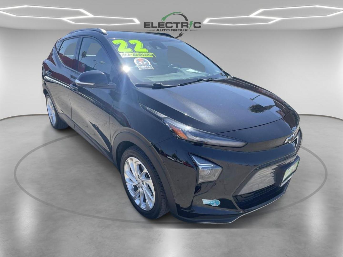 2022 Chevrolet Bolt EV 1LT (1G1FY6S01N4) with an ELECTRIC engine, 1A transmission, located at 722 E Miner Ave, Stockton, CA, 95202, (209) 871-6645, 37.956711, -121.282310 - PLUS TAXES AND FEES NO CHARGER AVAILABLE - Photo#0