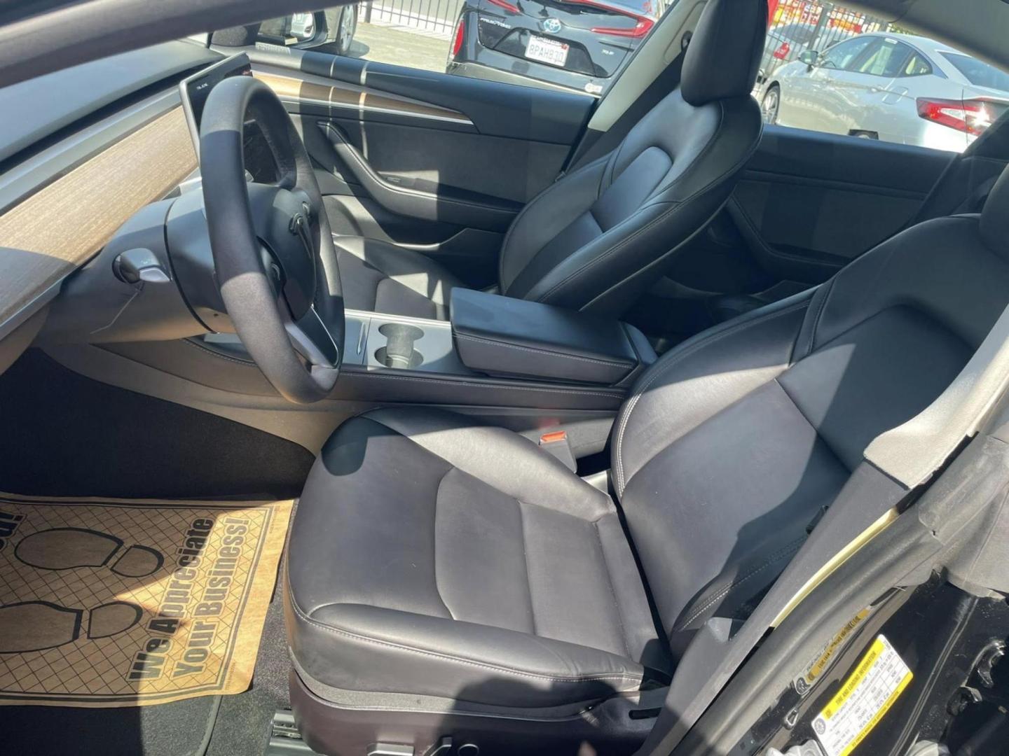 2022 Tesla Model 3 Standard Range Plus (5YJ3E1EAXNF) with an ELECTRIC engine, 1A transmission, located at 722 E Miner Ave, Stockton, CA, 95202, (209) 871-6645, 37.956711, -121.282310 - PLUS TAXES AND FEES NO CHARGER AVAILABLE - Photo#6