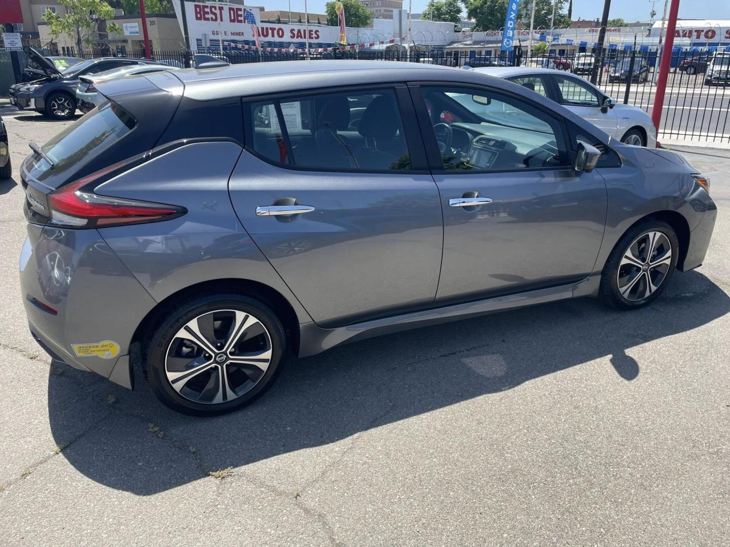 2022 Nissan LEAF S (1N4BZ1BV7NC) with an ELECTRIC engine, CVT transmission, located at 722 E Miner Ave, Stockton, CA, 95202, (209) 871-6645, 37.956711, -121.282310 - PLUS TAXES AND FEES NO CHARGER AVAILABLE - Photo#13