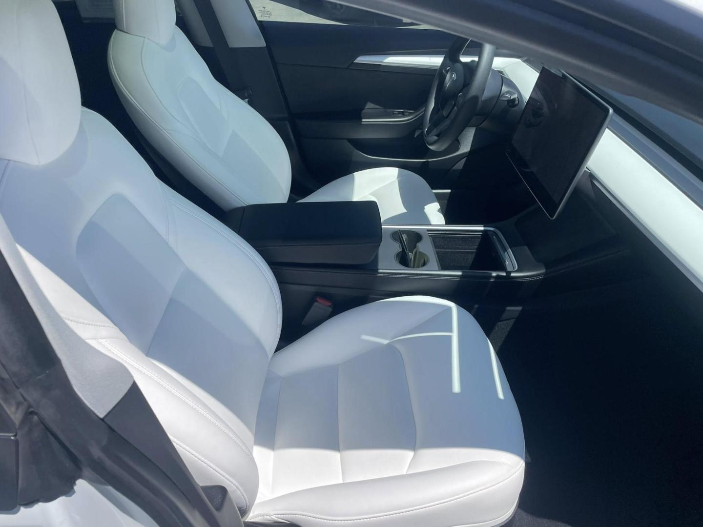 2021 Tesla Model 3 Standard Range Plus (5YJ3E1EA3MF) with an ELECTRIC engine, 1A transmission, located at 722 E Miner Ave, Stockton, CA, 95202, (209) 871-6645, 37.956711, -121.282310 - PLUS TAXES AND FEES NO CHARGER AVAILABLE - Photo#10