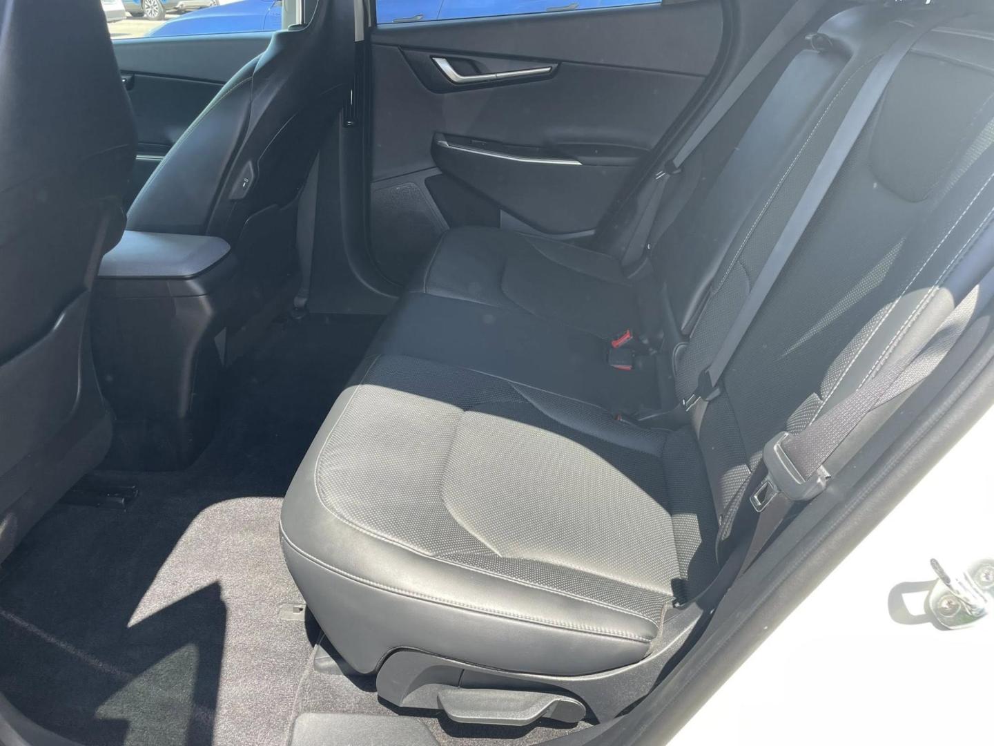 2022 Kia EV6 GT-Line (KNDC34LA6N5) , located at 722 E Miner Ave, Stockton, CA, 95202, (209) 871-6645, 37.956711, -121.282310 - PLUS TAXES AND FEES NO CHARGER AVAILABLE - Photo#10