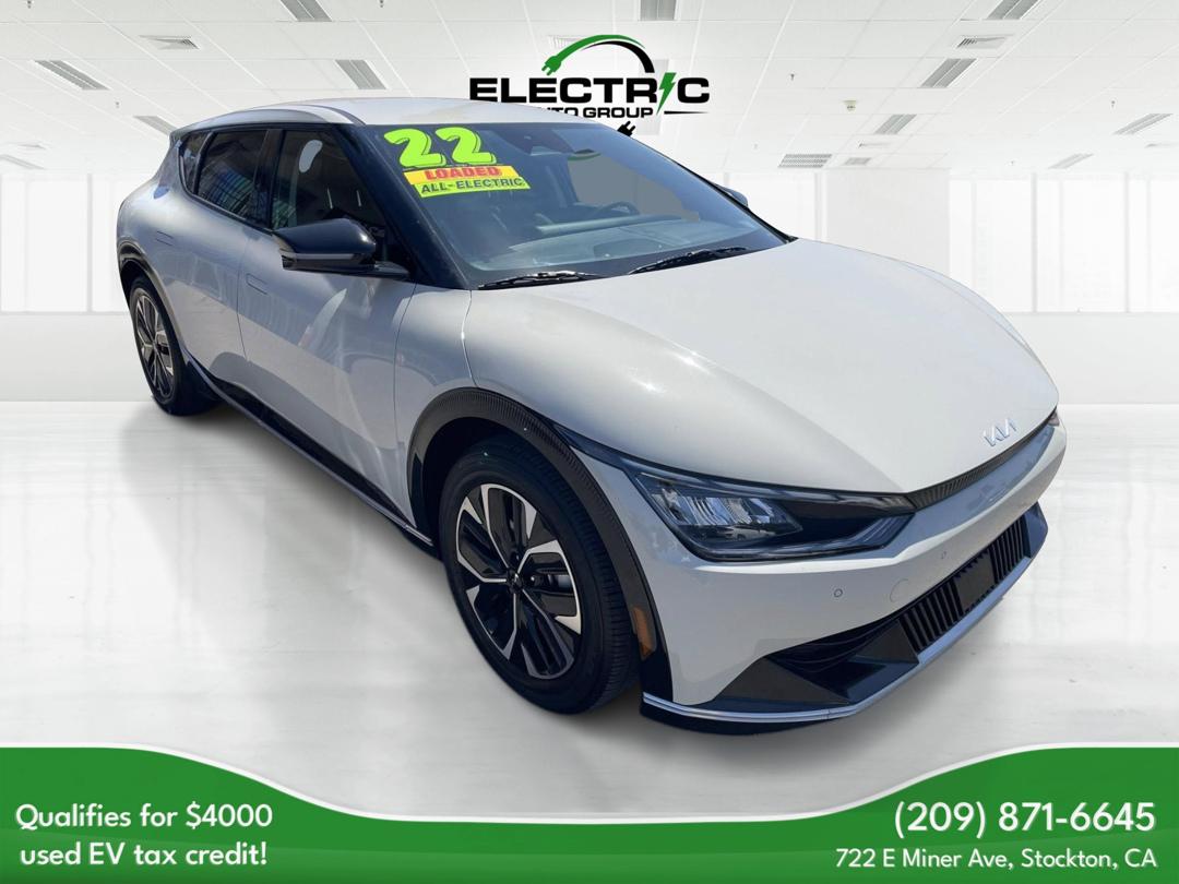 photo of 2022 Kia EV6 WIND FULLY ELECTRIC VEHICLE