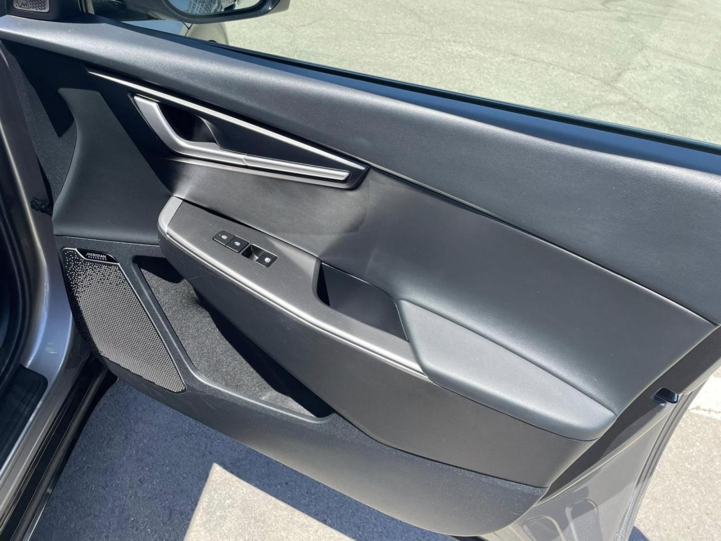 2022 Kia EV6 GT-Line (KNDC34LA2N5) , located at 722 E Miner Ave, Stockton, CA, 95202, (209) 871-6645, 37.956711, -121.282310 - PLUS TAXES AND FEES NO CHARGER AVAILABLE - Photo#11