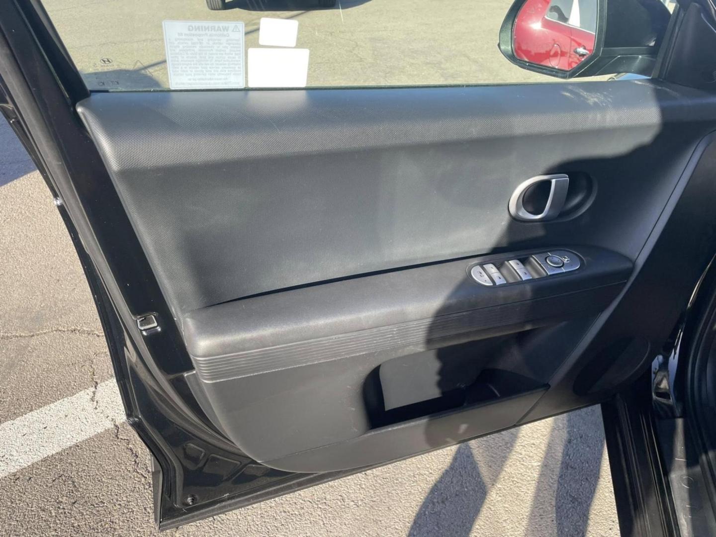 2024 Hyundai Ioniq 5 SE (KM8KM4DE5RU) with an ELECTRIC engine, 1A transmission, located at 722 E Miner Ave, Stockton, CA, 95202, (209) 871-6645, 37.956711, -121.282310 - PLUS TAXES AND FEES - Photo#4