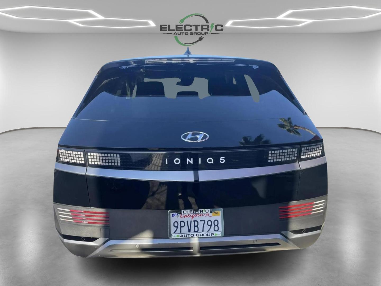 2024 Hyundai Ioniq 5 SE (KM8KM4DE5RU) with an ELECTRIC engine, 1A transmission, located at 722 E Miner Ave, Stockton, CA, 95202, (209) 871-6645, 37.956711, -121.282310 - PLUS TAXES AND FEES - Photo#13