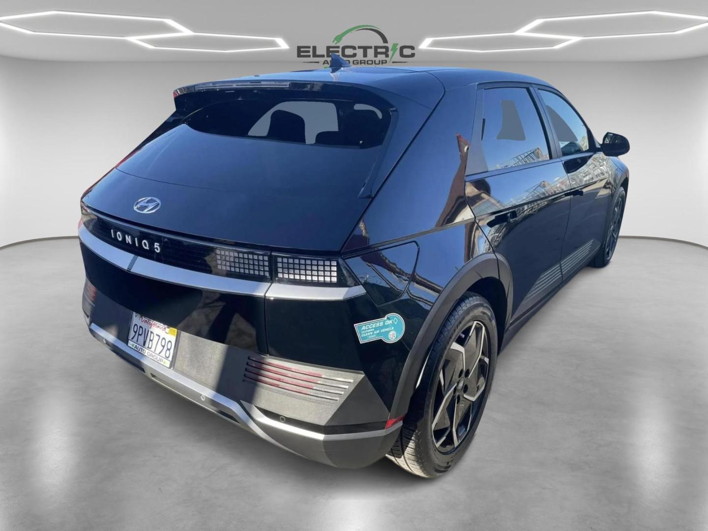 2024 Hyundai Ioniq 5 SE (KM8KM4DE5RU) with an ELECTRIC engine, 1A transmission, located at 722 E Miner Ave, Stockton, CA, 95202, (209) 871-6645, 37.956711, -121.282310 - PLUS TAXES AND FEES - Photo#14