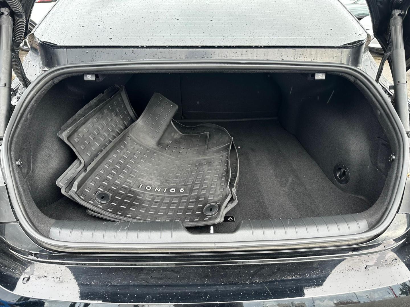 2023 Hyundai Ioniq 6 SEL (KMHM34AA5PA) with an ELECTRIC engine, 1A transmission, located at 722 E Miner Ave, Stockton, CA, 95202, (209) 871-6645, 37.956711, -121.282310 - Photo#26