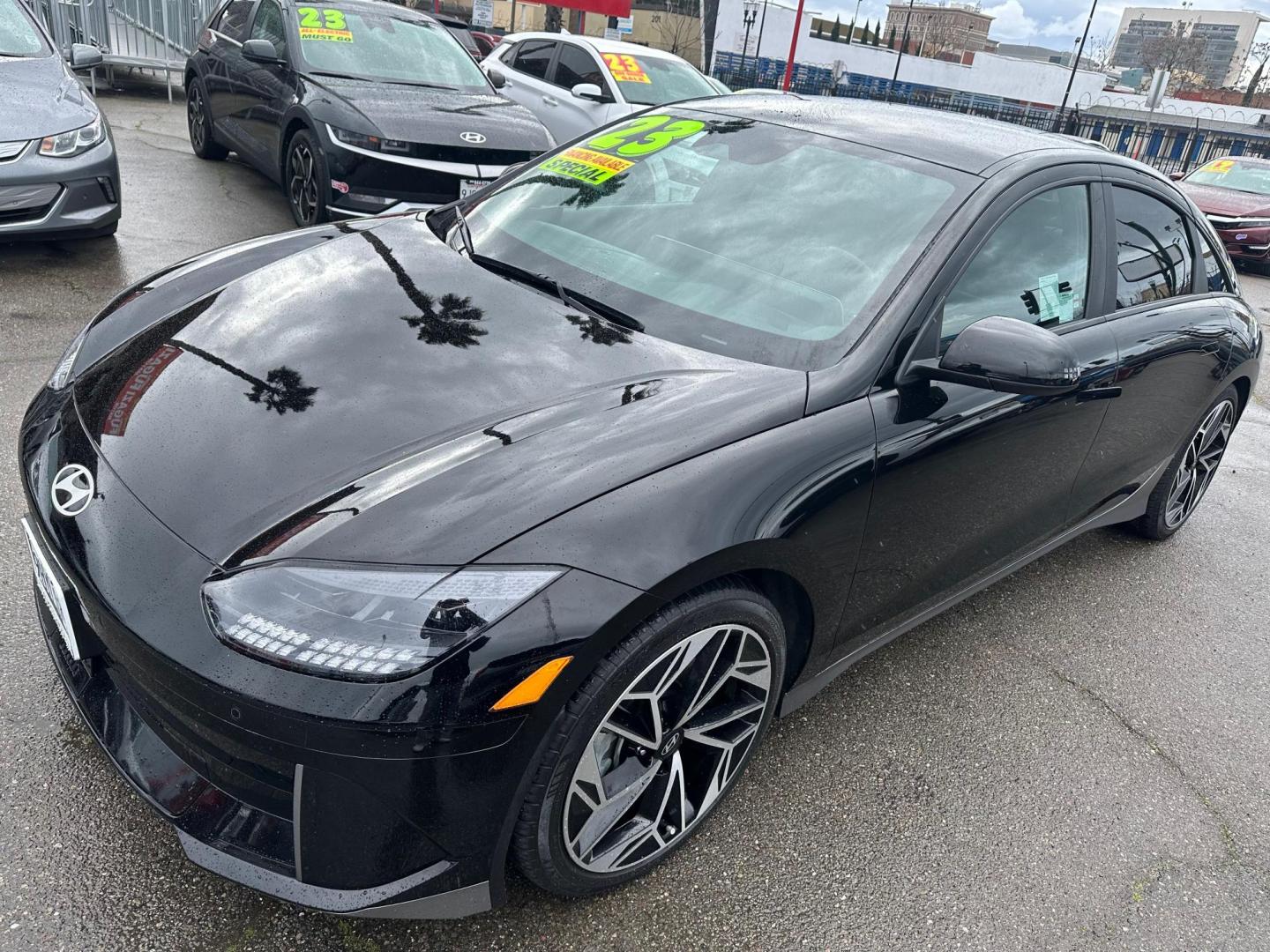 2023 Hyundai Ioniq 6 SEL (KMHM34AA5PA) with an ELECTRIC engine, 1A transmission, located at 722 E Miner Ave, Stockton, CA, 95202, (209) 871-6645, 37.956711, -121.282310 - Photo#4