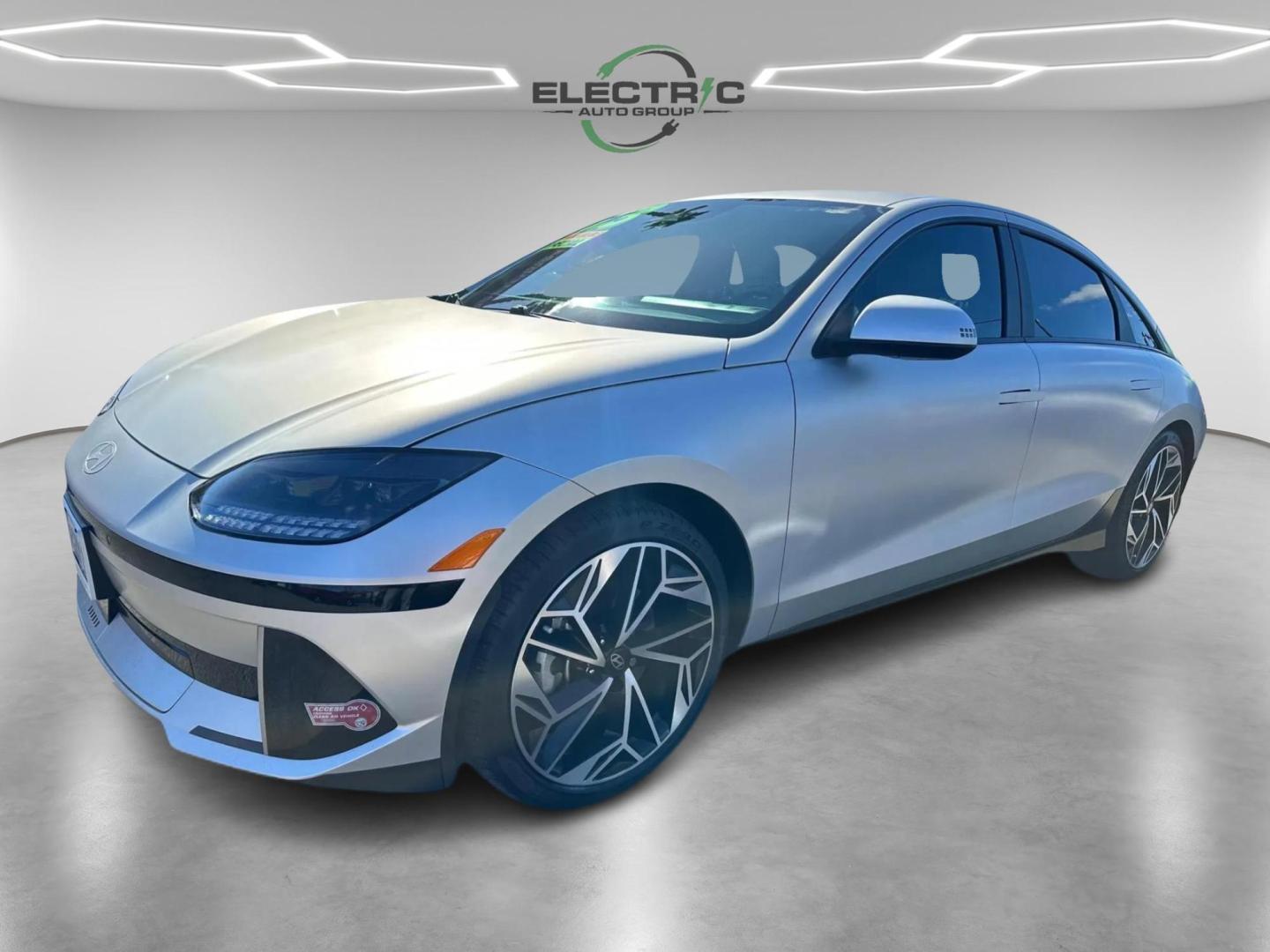 2023 Hyundai Ioniq 6 SEL (KMHM34AA6PA) with an ELECTRIC engine, 1A transmission, located at 722 E Miner Ave, Stockton, CA, 95202, (209) 871-6645, 37.956711, -121.282310- Photo#3