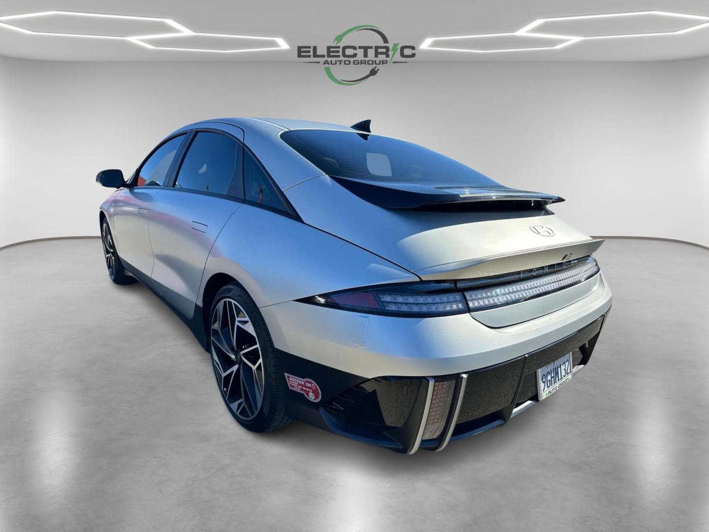 2023 Hyundai Ioniq 6 SEL (KMHM34AA6PA) with an ELECTRIC engine, 1A transmission, located at 722 E Miner Ave, Stockton, CA, 95202, (209) 871-6645, 37.956711, -121.282310- Photo#5