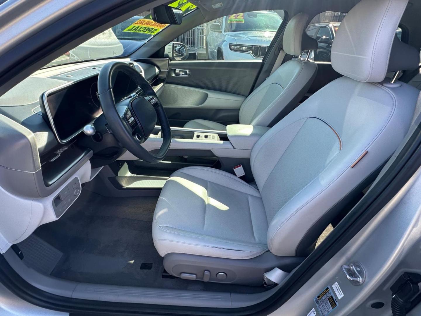2023 Hyundai Ioniq 6 SEL (KMHM34AA6PA) with an ELECTRIC engine, 1A transmission, located at 722 E Miner Ave, Stockton, CA, 95202, (209) 871-6645, 37.956711, -121.282310- Photo#9