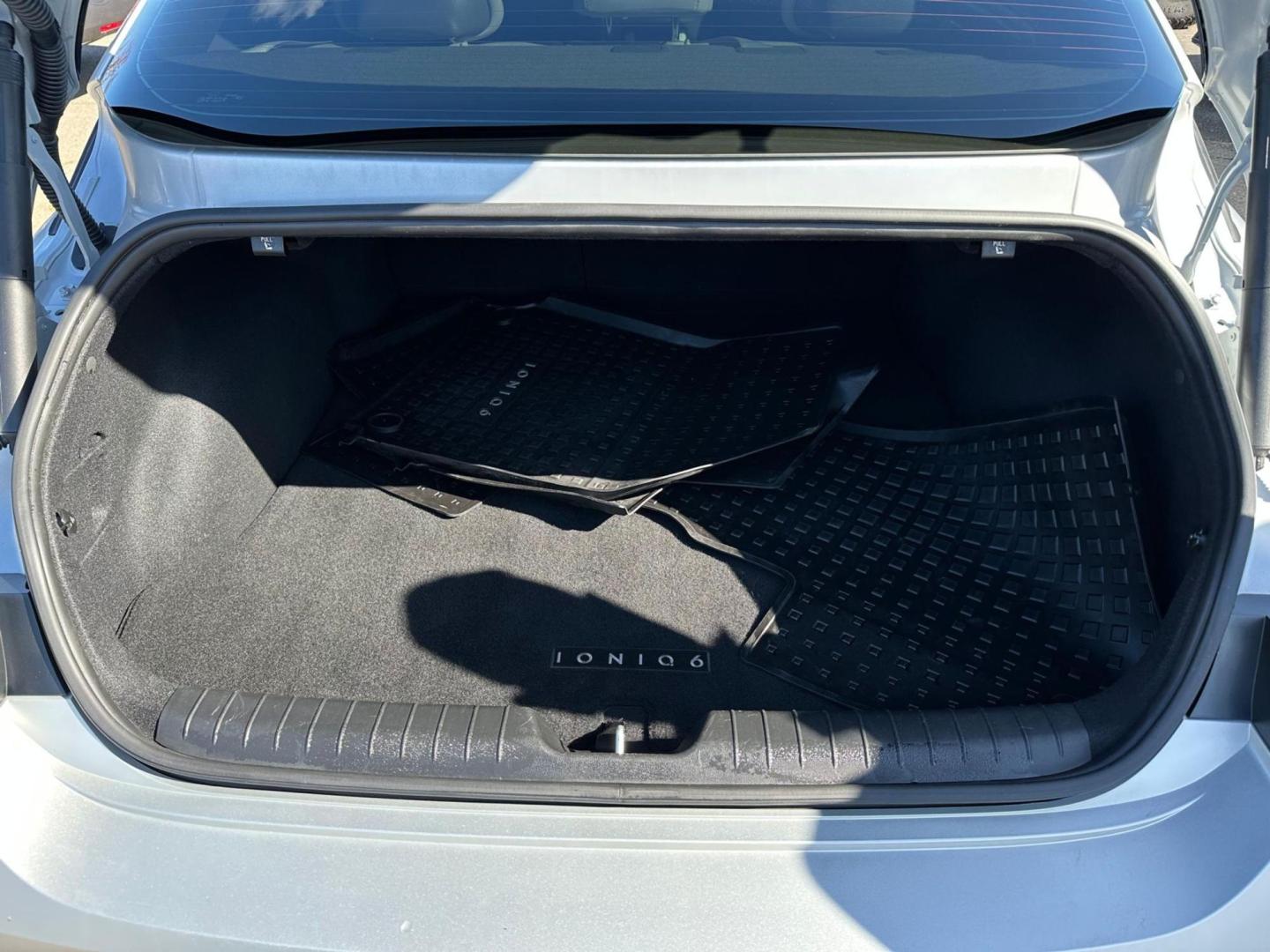 2023 Hyundai Ioniq 6 SEL (KMHM34AA6PA) with an ELECTRIC engine, 1A transmission, located at 722 E Miner Ave, Stockton, CA, 95202, (209) 871-6645, 37.956711, -121.282310- Photo#11