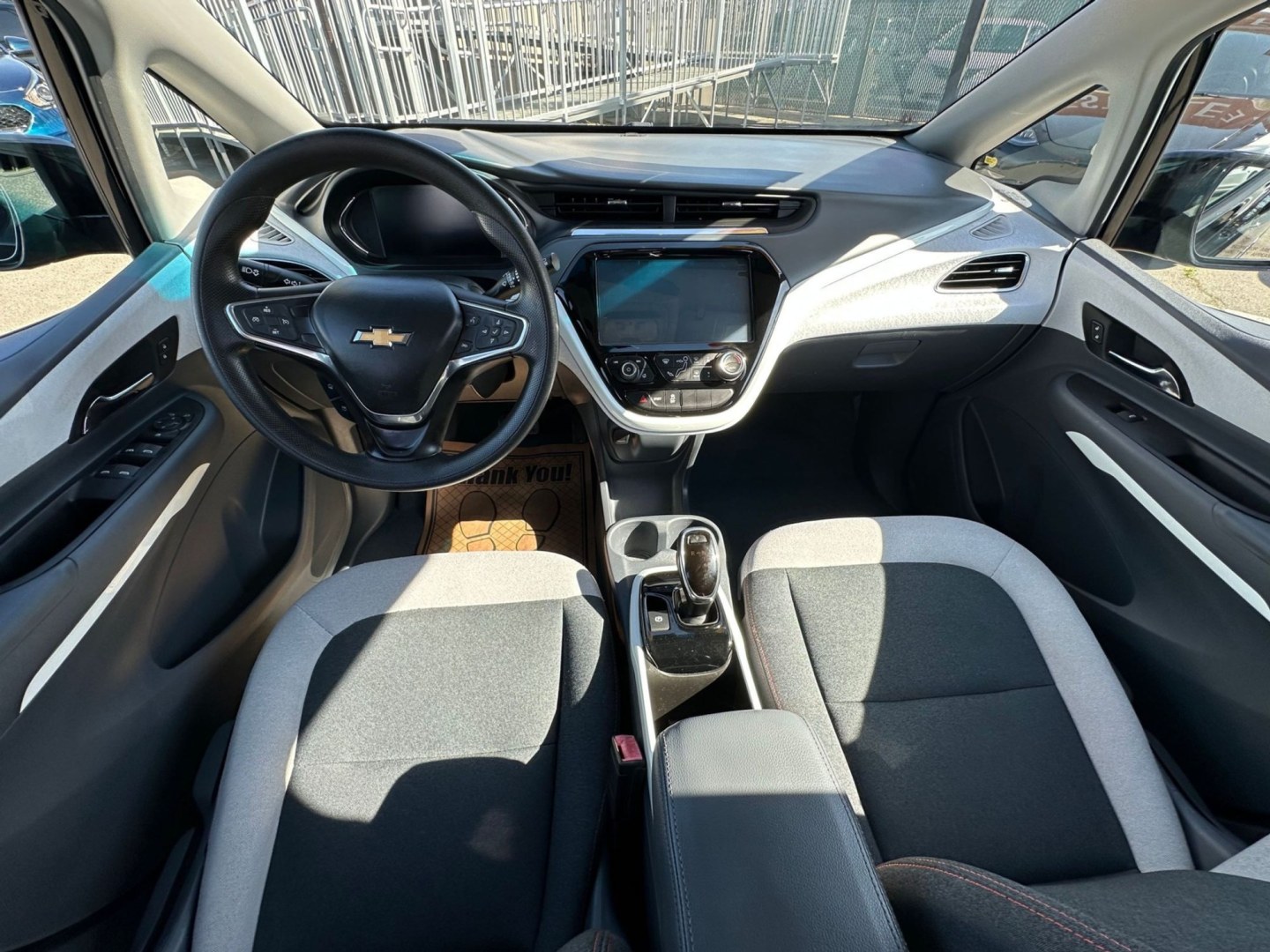 2020 Chevrolet Bolt EV LT (1G1FY6S00L4) with an ELECTRIC engine, 1A transmission, located at 722 E Miner Ave, Stockton, CA, 95202, (209) 871-6645, 37.956711, -121.282310 - Photo#8