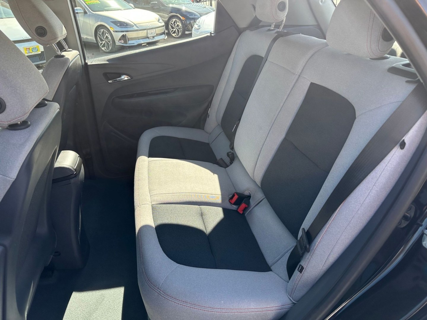 2020 Chevrolet Bolt EV LT (1G1FY6S00L4) with an ELECTRIC engine, 1A transmission, located at 722 E Miner Ave, Stockton, CA, 95202, (209) 871-6645, 37.956711, -121.282310 - Photo#10