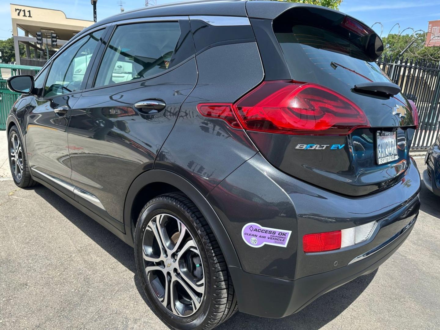 2019 Chevrolet Bolt EV Premier (1G1FZ6S08K4) with an ELECTRIC engine, 1A transmission, located at 722 E Miner Ave, Stockton, CA, 95202, (209) 871-6645, 37.956711, -121.282310 - Photo#5