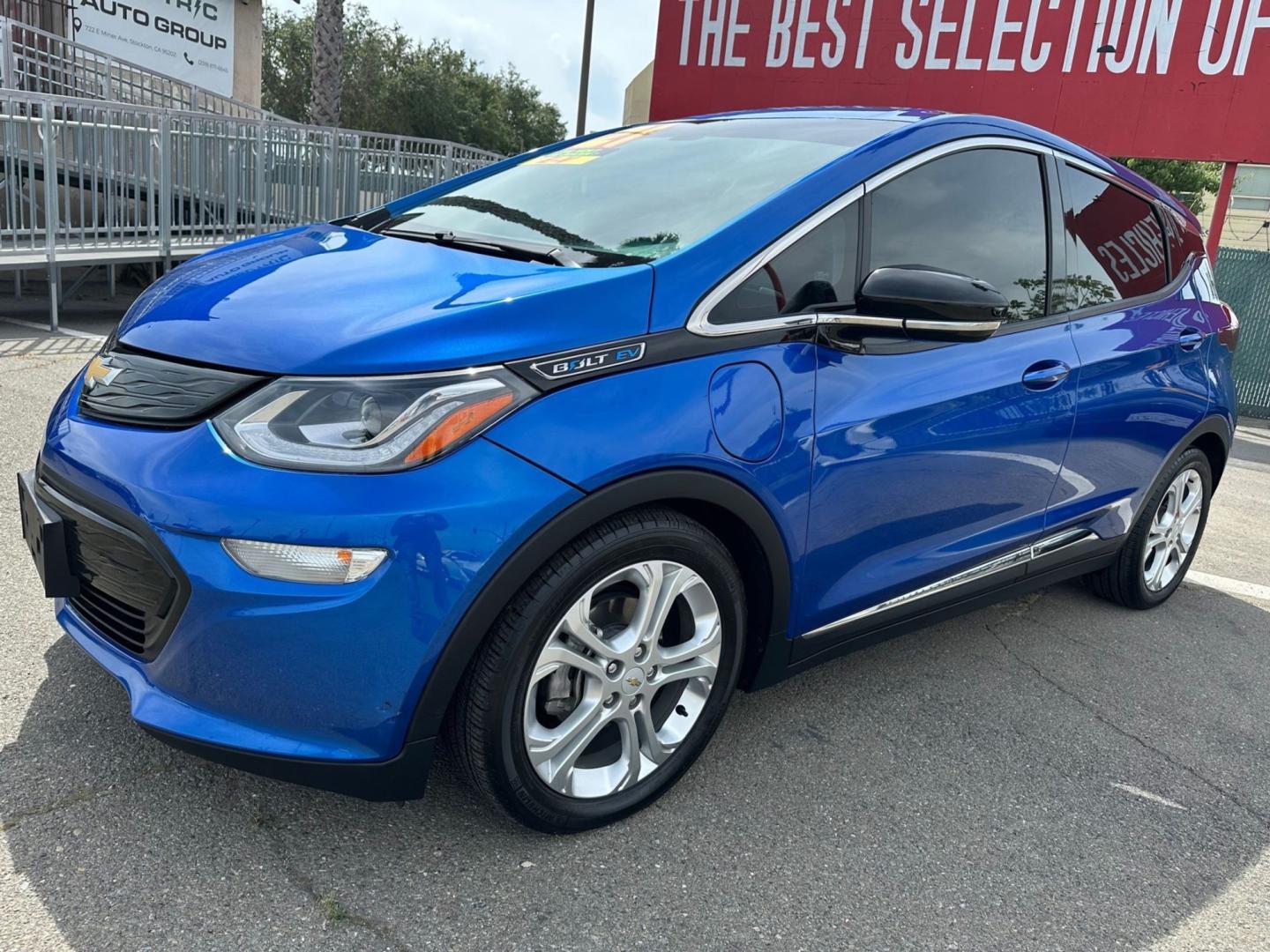 2021 Chevrolet Bolt EV LT (1G1FY6S07M4) with an ELECTRIC engine, 1A transmission, located at 722 E Miner Ave, Stockton, CA, 95202, (209) 871-6645, 37.956711, -121.282310 - Photo#3