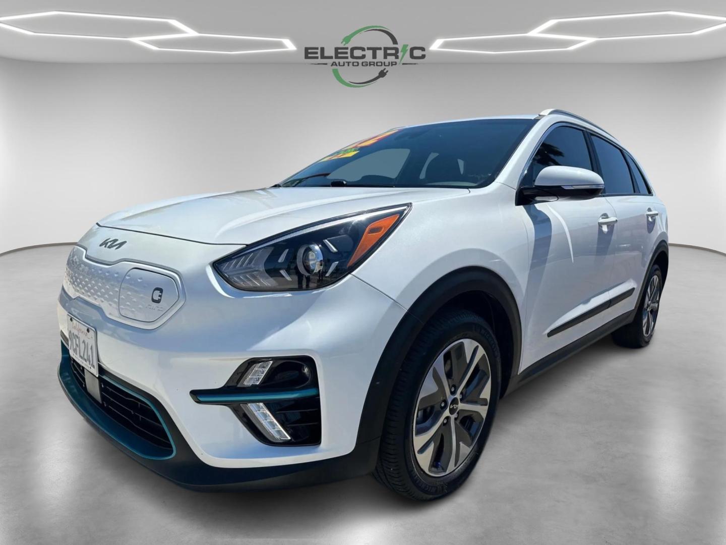 2022 Kia Niro EV EX (KNDCC3LG8N5) , 6A transmission, located at 722 E Miner Ave, Stockton, CA, 95202, (209) 871-6645, 37.956711, -121.282310 - Photo#3