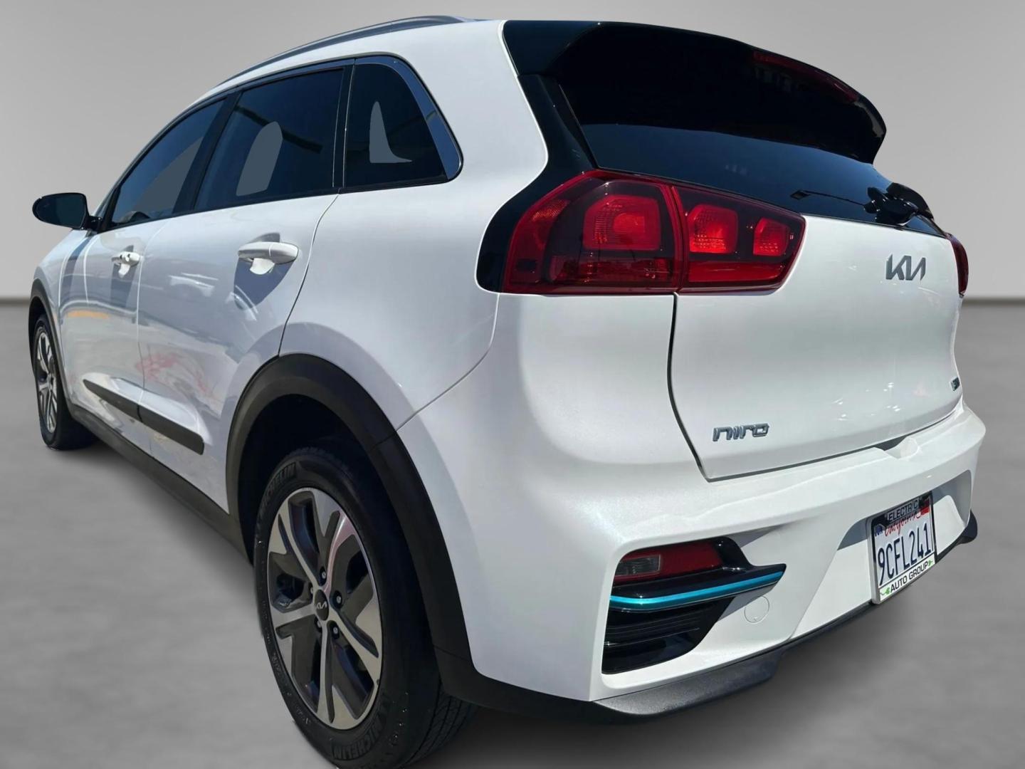 2022 Kia Niro EV EX (KNDCC3LG8N5) , 6A transmission, located at 722 E Miner Ave, Stockton, CA, 95202, (209) 871-6645, 37.956711, -121.282310 - Photo#6