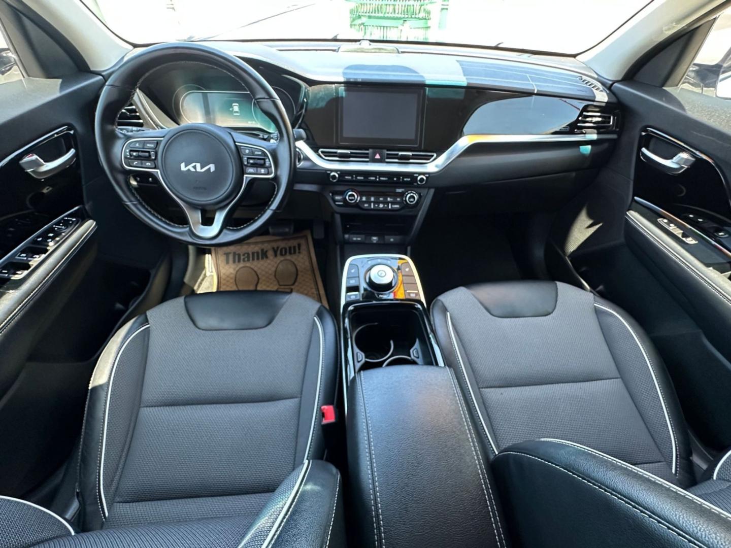 2022 Kia Niro EV EX (KNDCC3LG8N5) , 6A transmission, located at 722 E Miner Ave, Stockton, CA, 95202, (209) 871-6645, 37.956711, -121.282310 - Photo#9