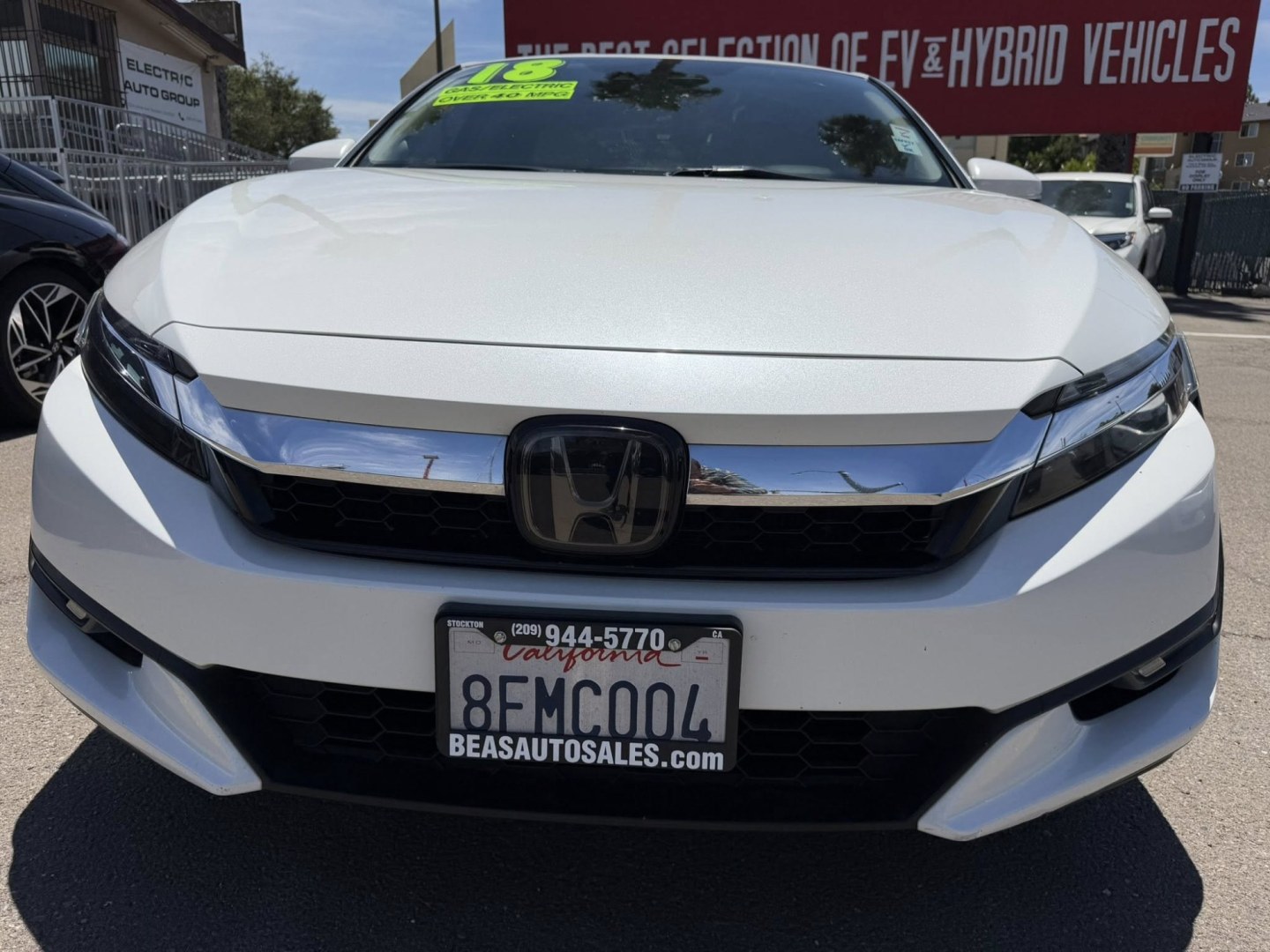 2018 Honda Clarity Plug-In Hybrid (JHMZC5F17JC) with an 1.5L L4 DOHC 16V HYBRID engine, CVT transmission, located at 722 E Miner Ave, Stockton, CA, 95202, (209) 871-6645, 37.956711, -121.282310 - Photo#2