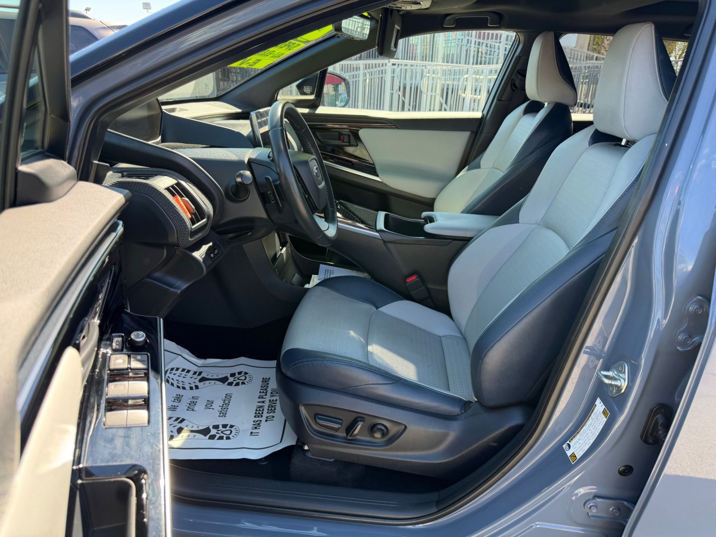 2023 Subaru Solterra Touring (JTMABABAXPA) with an ELECTRIC engine, located at 722 E Miner Ave, Stockton, CA, 95202, (209) 871-6645, 37.956711, -121.282310- Photo#9