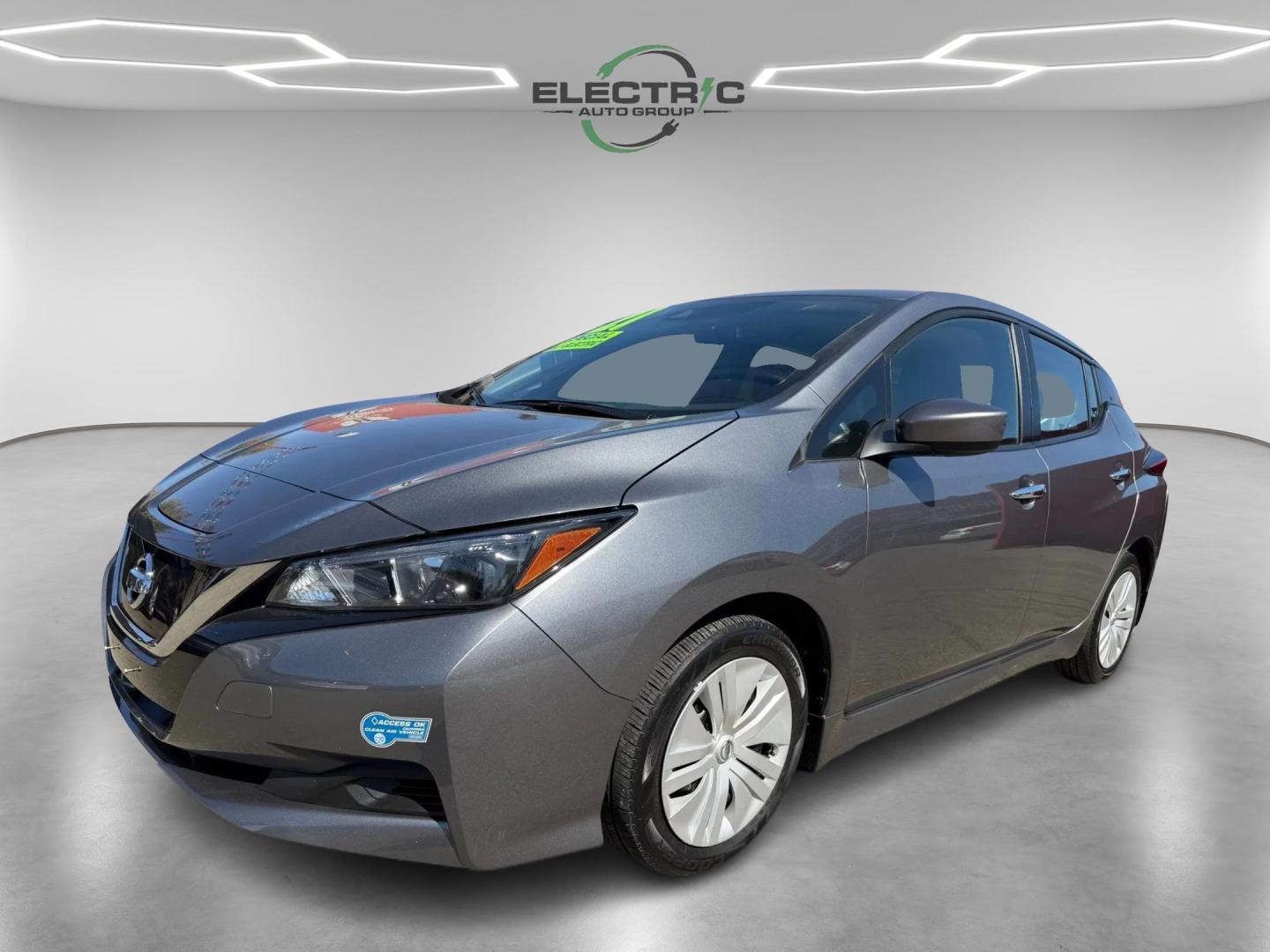 2021 Nissan LEAF S (1N4AZ1BV5MC) with an ELECTRIC engine, CVT transmission, located at 722 E Miner Ave, Stockton, CA, 95202, (209) 871-6645, 37.956711, -121.282310- Photo#3