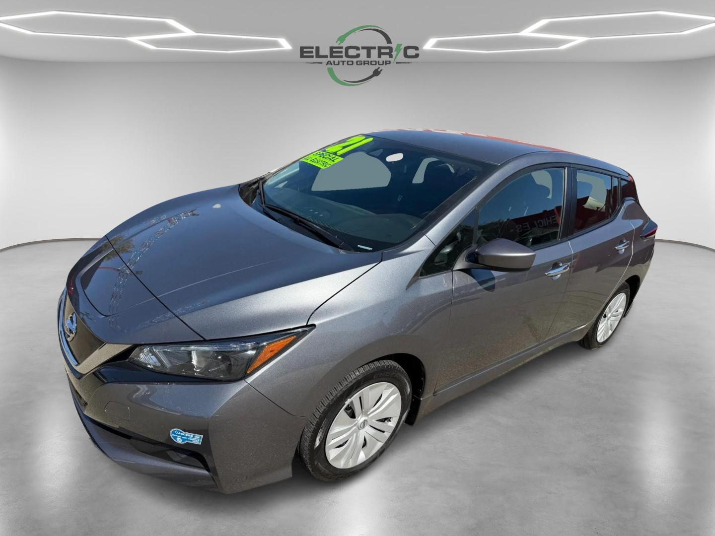 2021 Nissan LEAF S (1N4AZ1BV5MC) with an ELECTRIC engine, CVT transmission, located at 722 E Miner Ave, Stockton, CA, 95202, (209) 871-6645, 37.956711, -121.282310- Photo#4